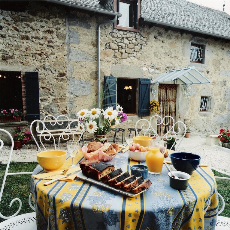 La Ferme De Lacalm Apartamento Sanvensa Exterior foto